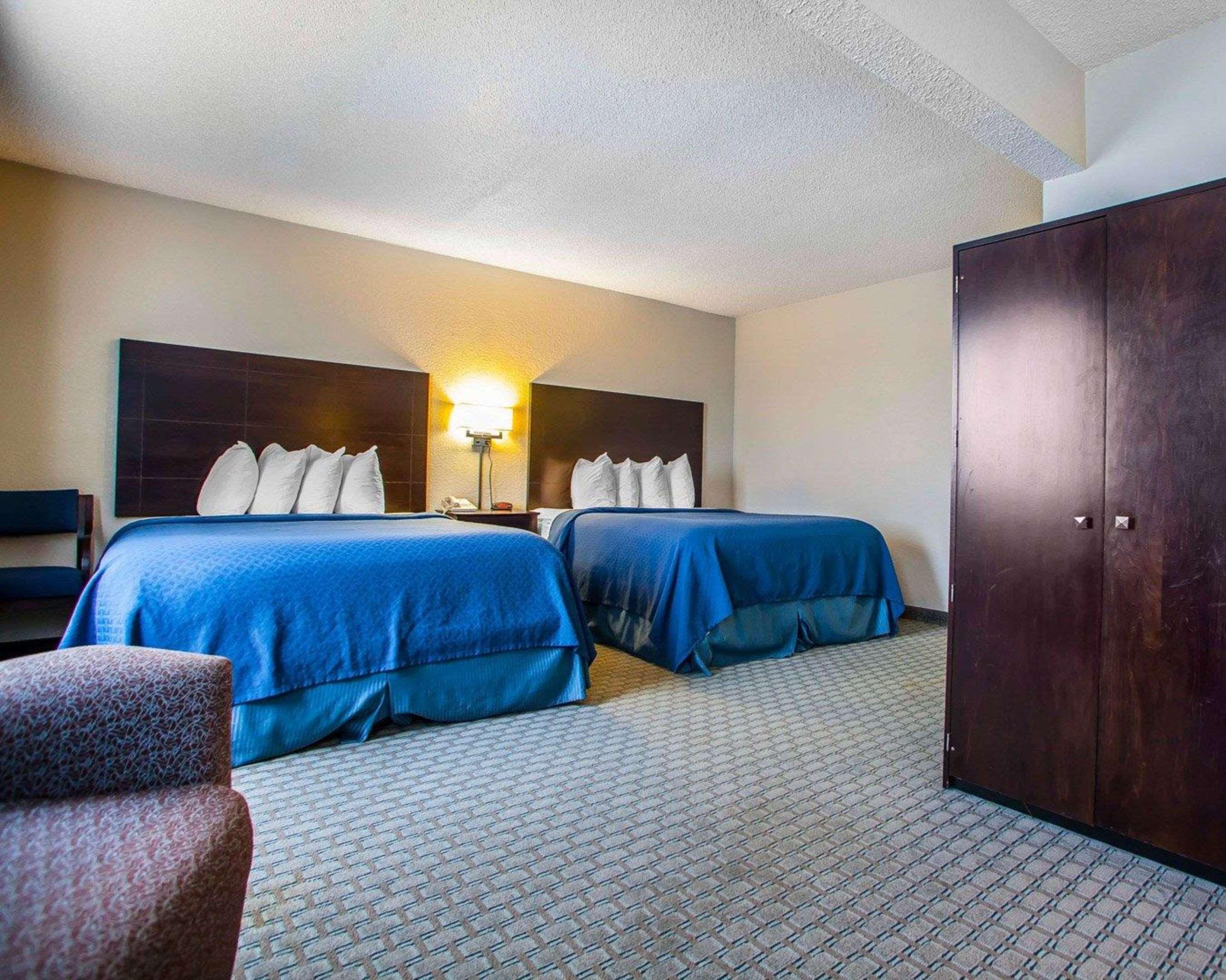 Quality Inn & Suites Ankeny-Des Moines Exteriör bild