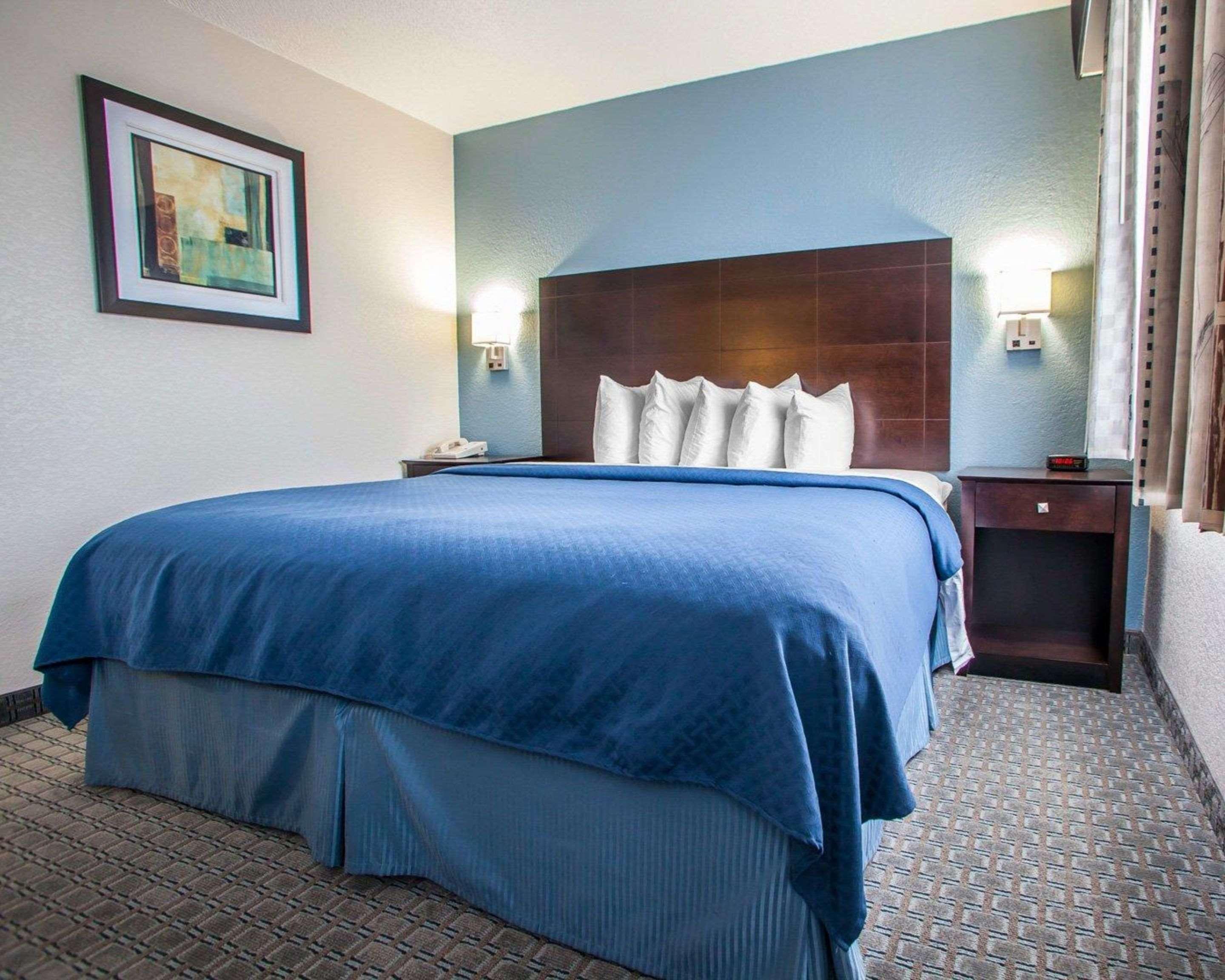 Quality Inn & Suites Ankeny-Des Moines Exteriör bild