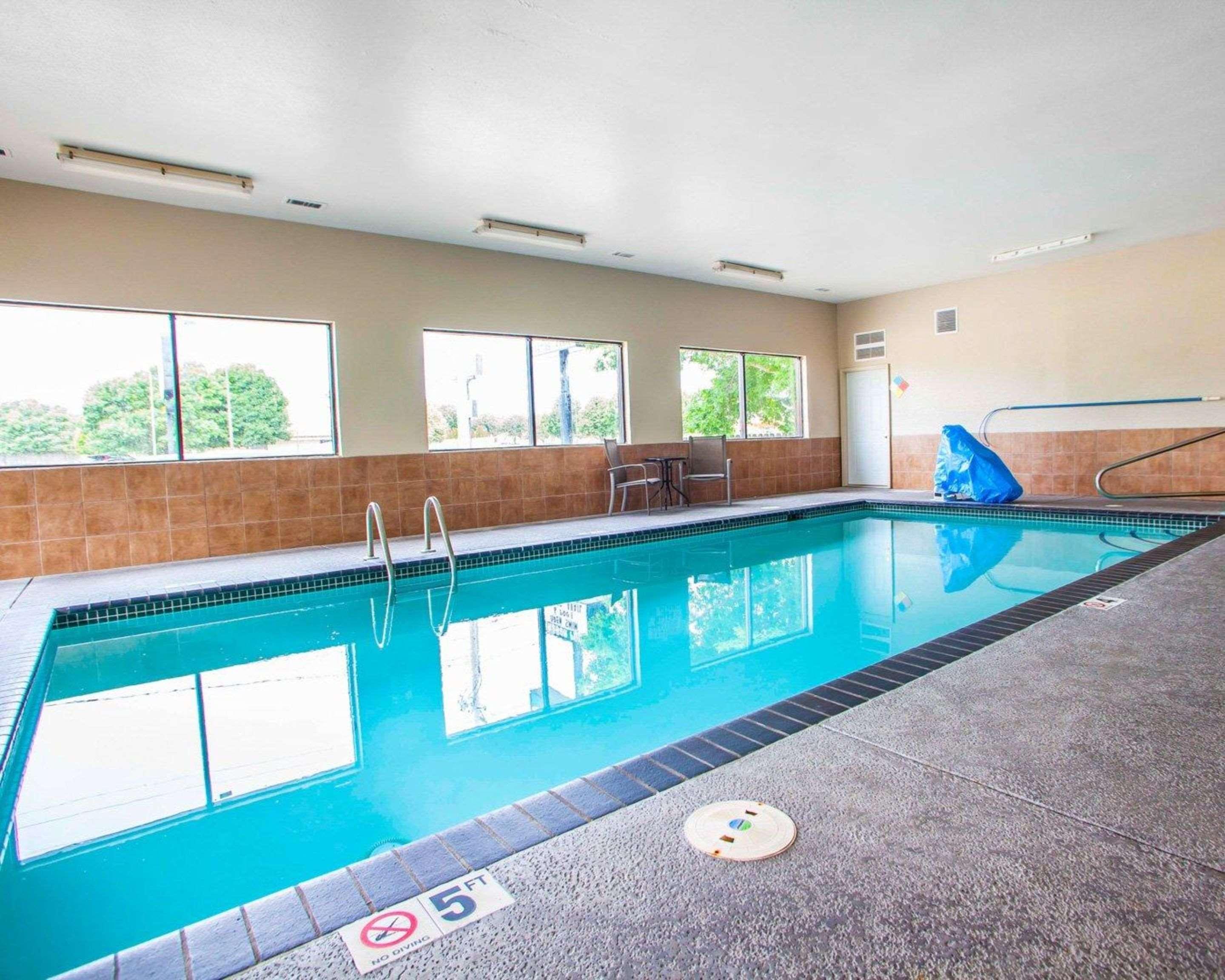 Quality Inn & Suites Ankeny-Des Moines Exteriör bild