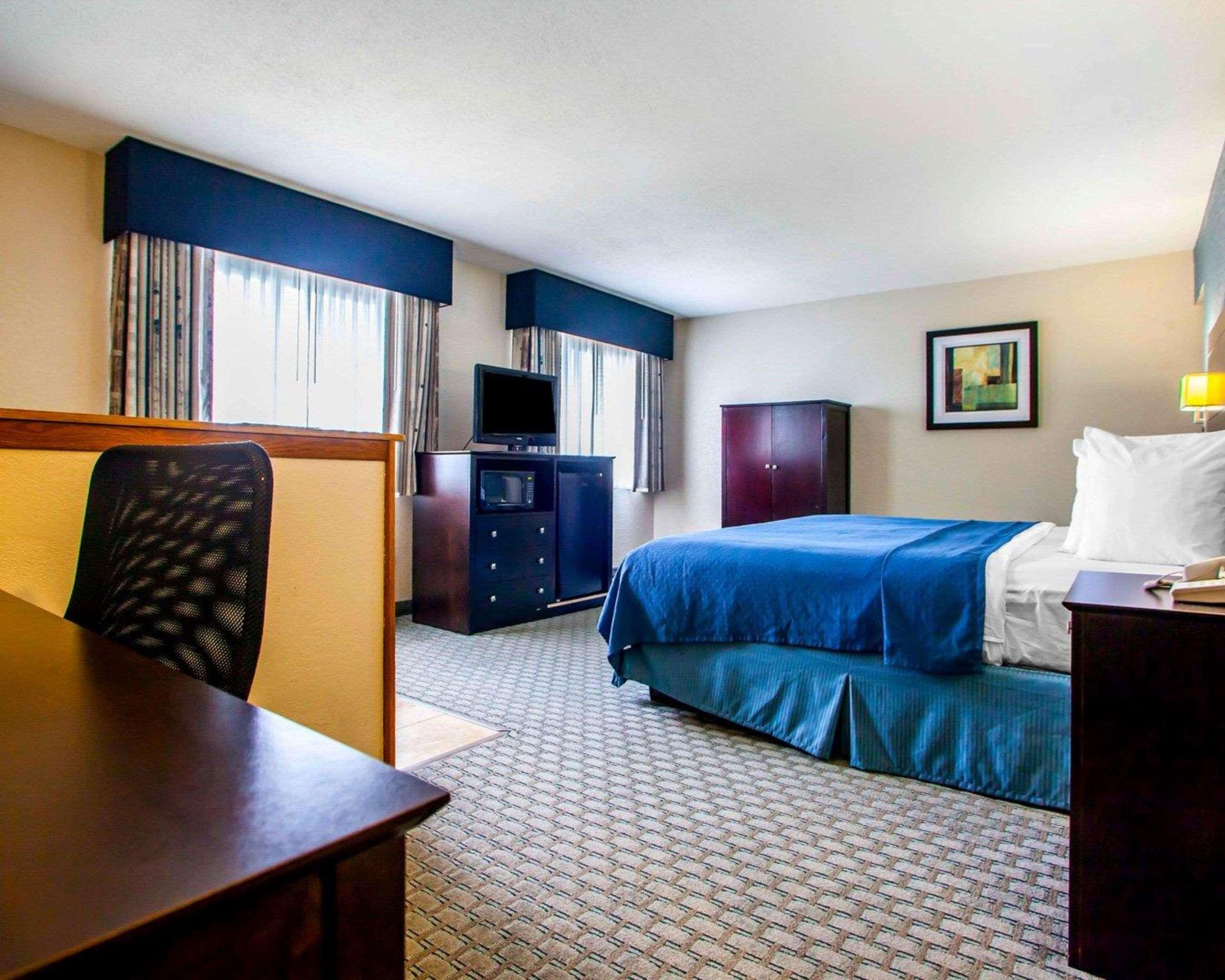 Quality Inn & Suites Ankeny-Des Moines Exteriör bild