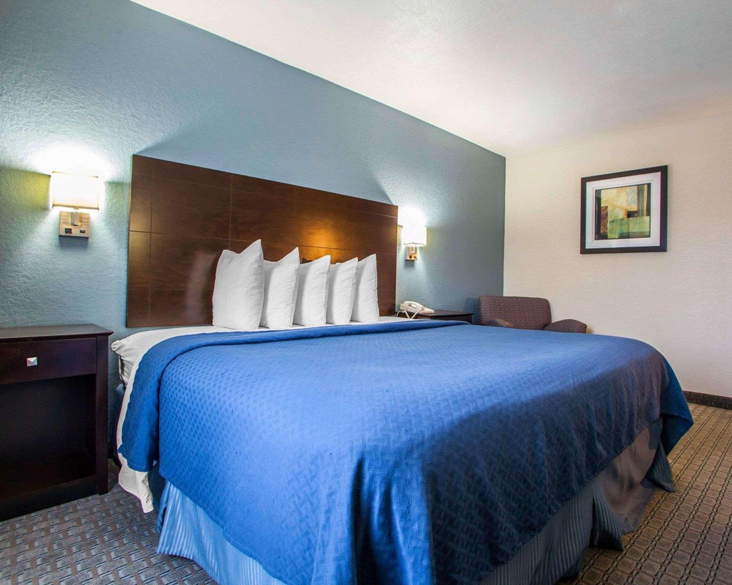 Quality Inn & Suites Ankeny-Des Moines Exteriör bild