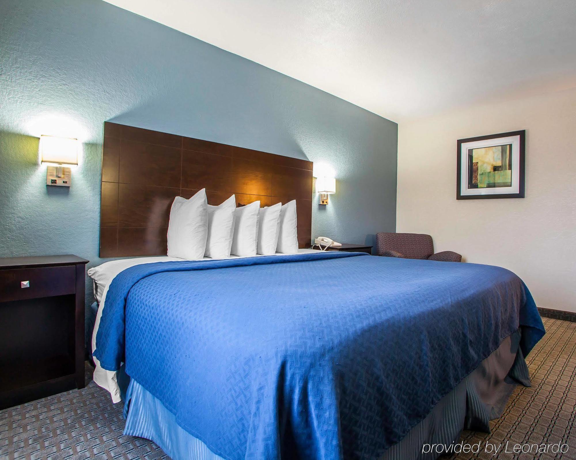 Quality Inn & Suites Ankeny-Des Moines Exteriör bild